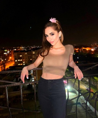 Анна, 23